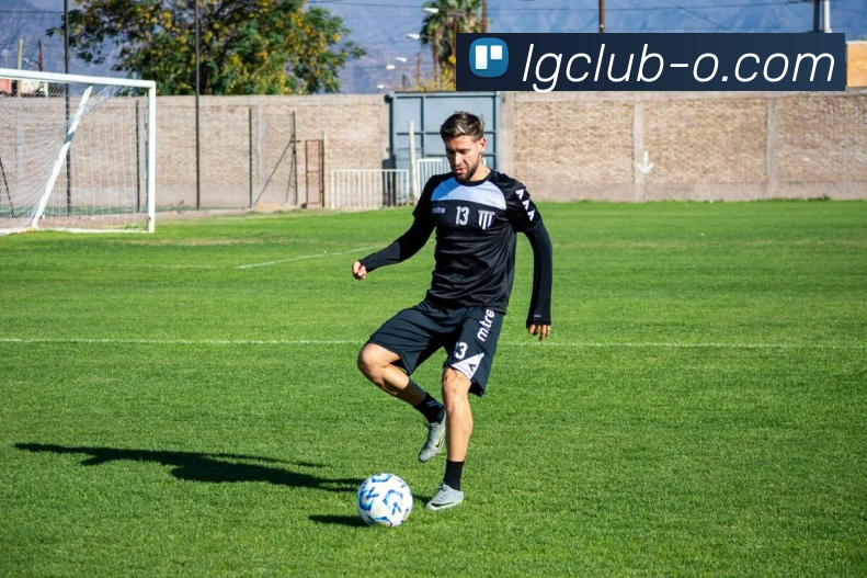 老哥俱乐部官网APP 封面图